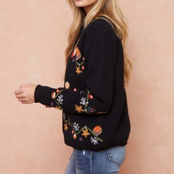 Women's Holiday Snowflakes Ornaments Embroidered Black Cardigan Sweater S-XL - Picture 5 of 6